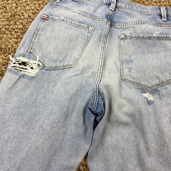 BDG High Waisted Distressed Light Wash Mom Jeans - Picture 6 of 8